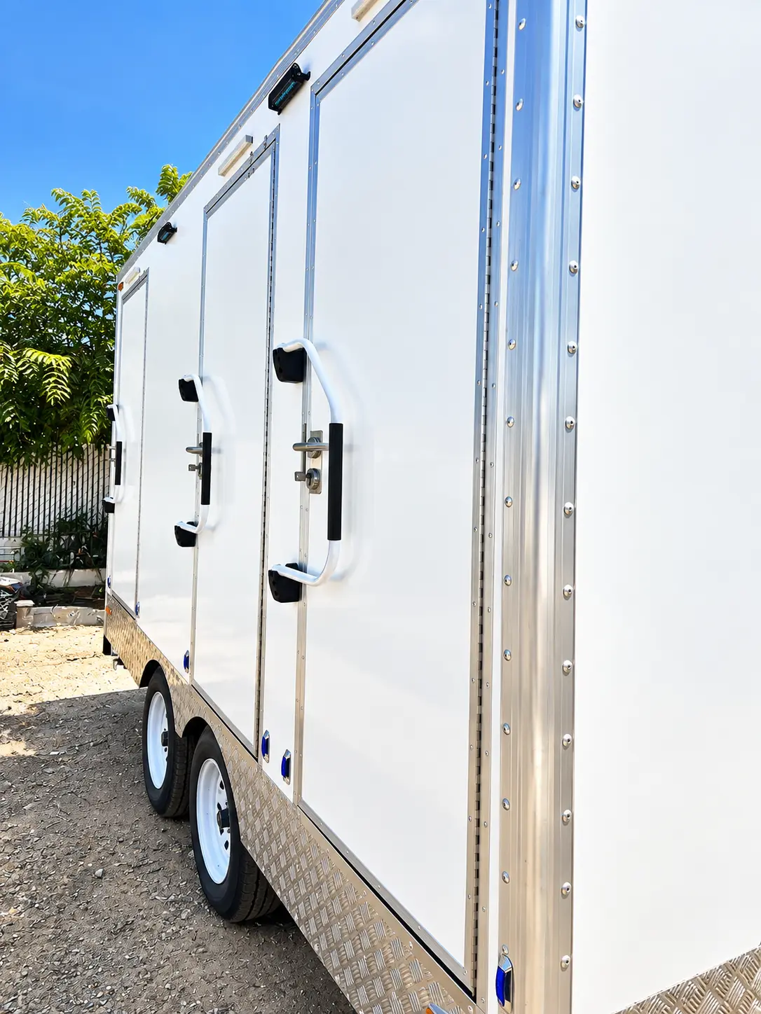 13 ft Luxury Shower-Restroom Combo (3 stalls) for rent in Florida (photo 1)