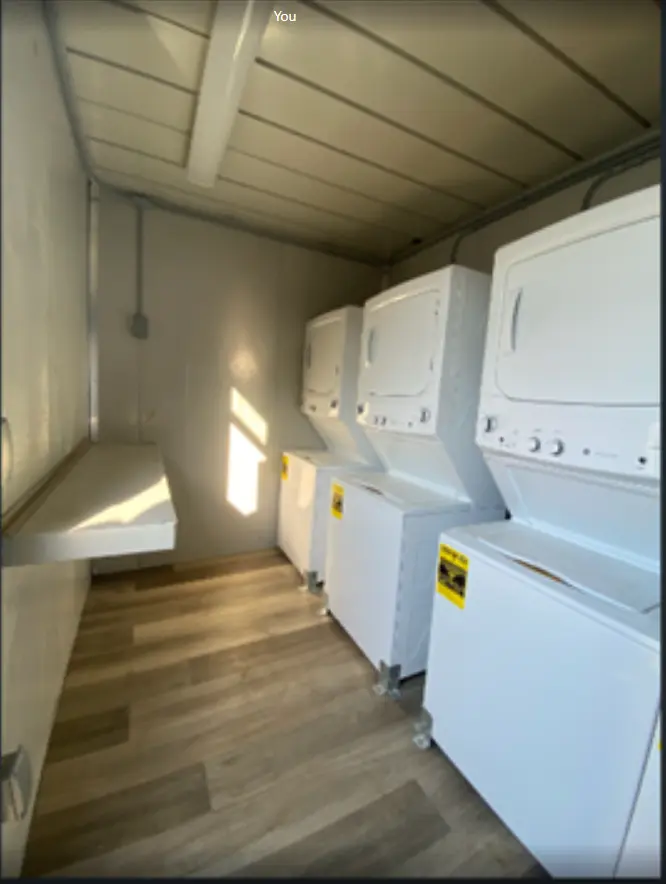 20 ft Laundry Container for rent in Florida (photo 3)