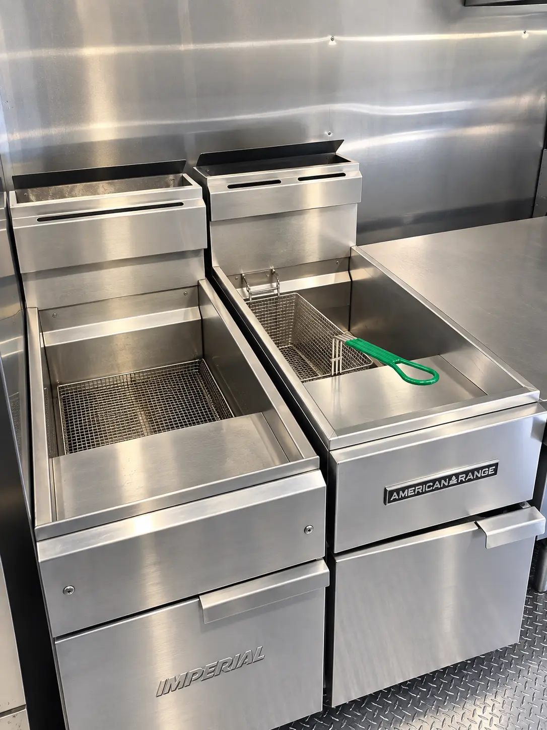 26 ft Baby Bulk Kitchen for rent in Florida (photo 1)